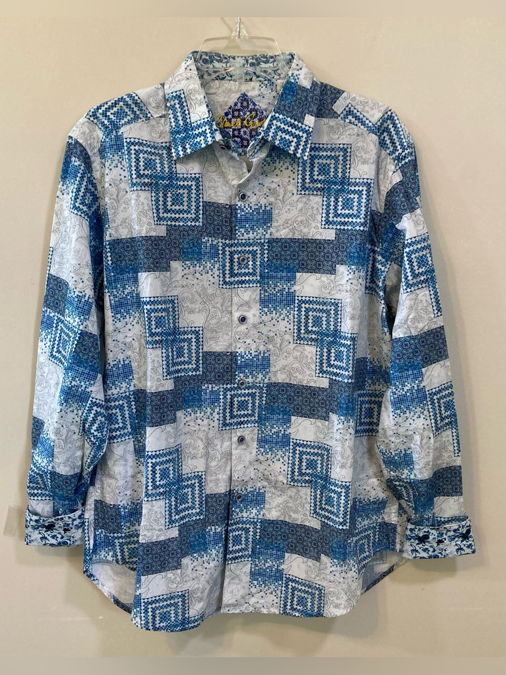 Robert Graham Classic Fit Mens Sz M Long Sleeve Button Front Shirt Blue White